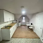 Rooms Available Downtown Winnipeg