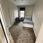 Rooms Available Downtown Winnipeg